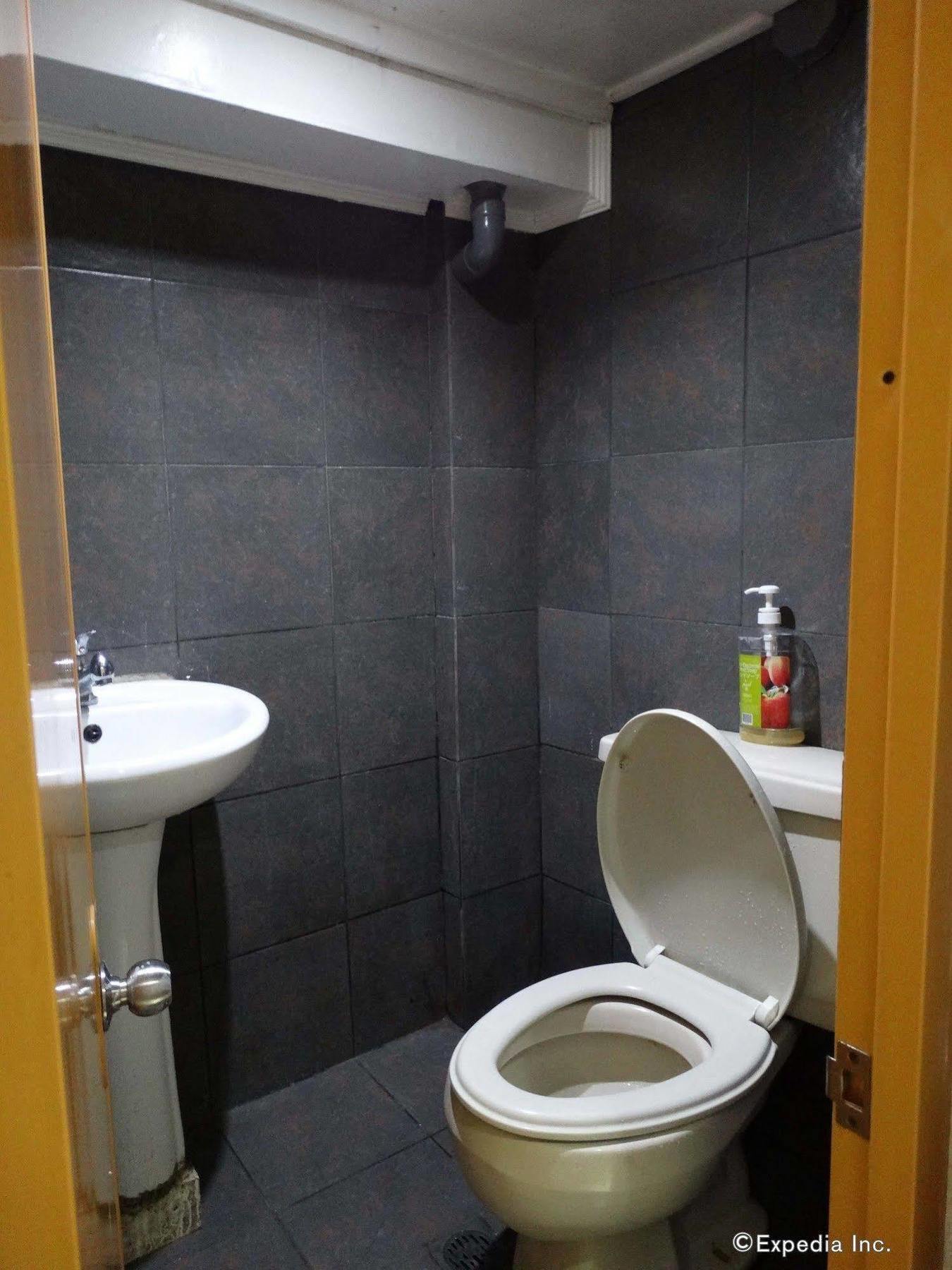 Gaius Inn Μανίλα Εξωτερικό φωτογραφία